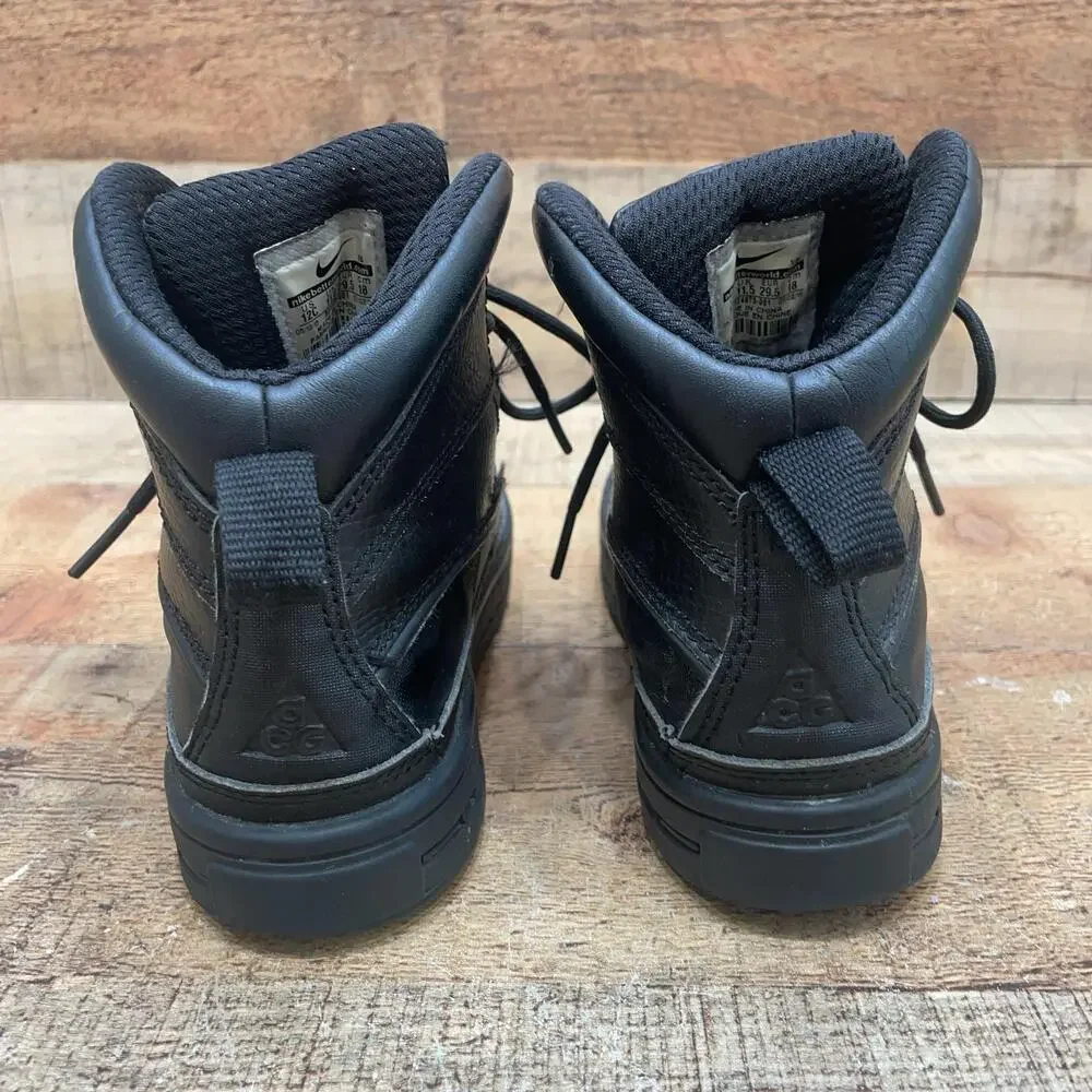 Nike brand style